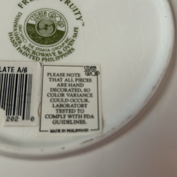 Vintage Strata Group Strawberry Salad Plate HandPainted Philippines 🇵🇭 - Picture 3 of 4